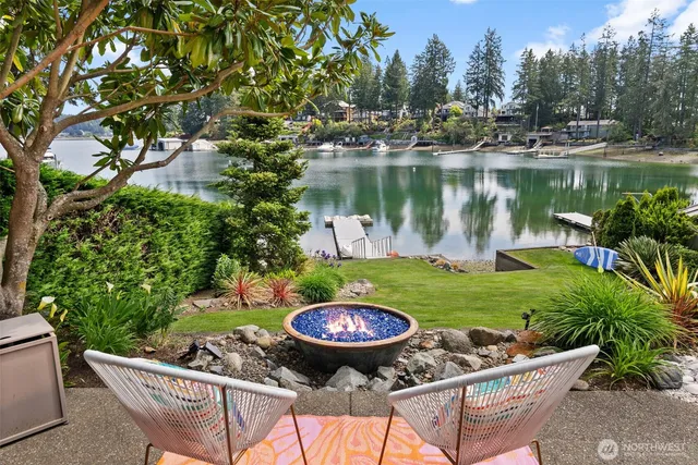 $1,849,000 | 257 3rd Avenue, Fox Island, WA 98333