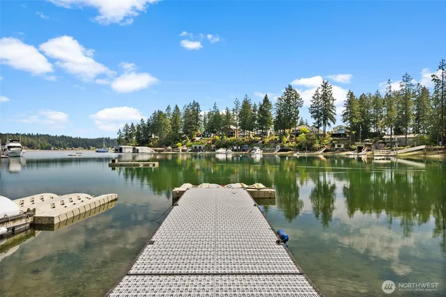 $1,849,000 | 257 3rd Avenue, Fox Island, WA 98333