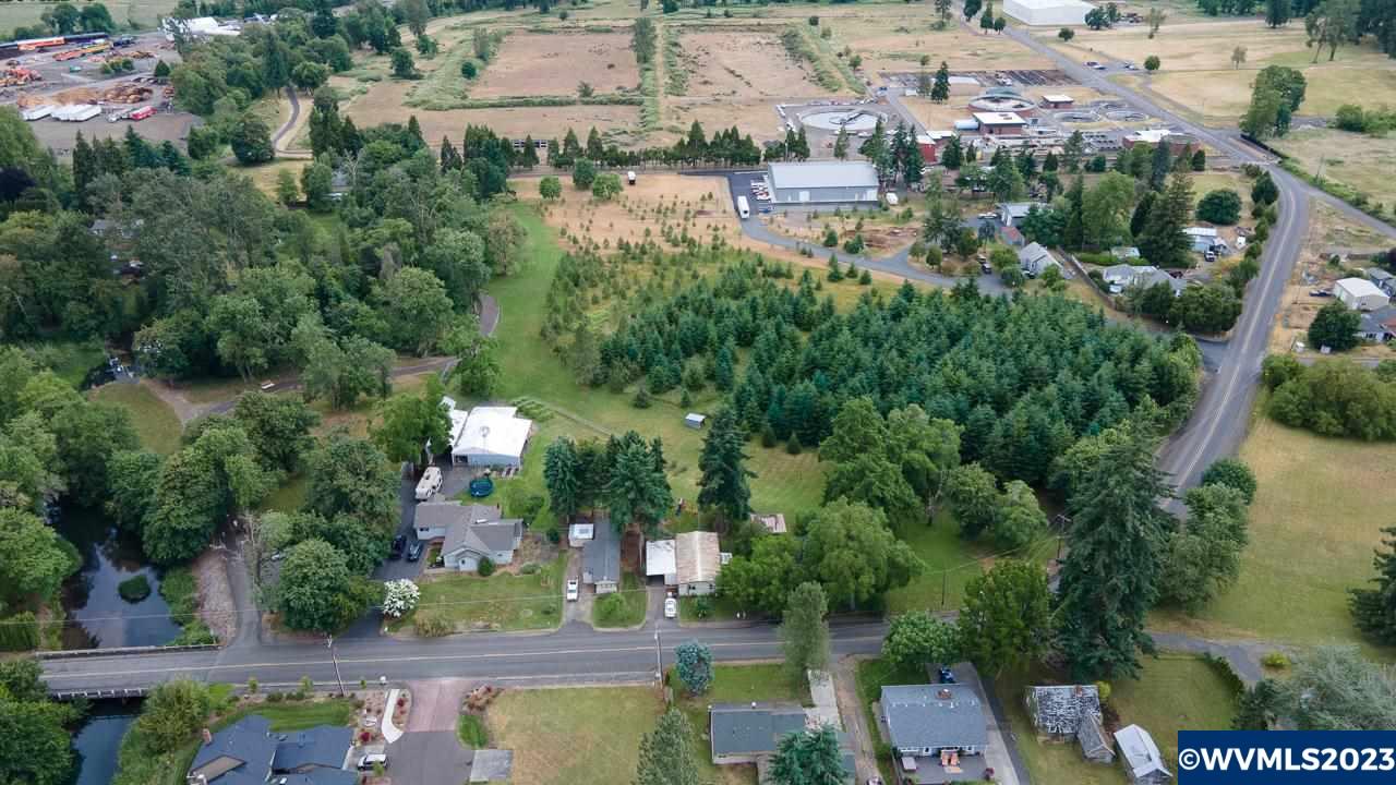 33026 Tennessee Road Southeast Lebanon, OR 97355 - Photo 8 of 23 Gallery Image 8