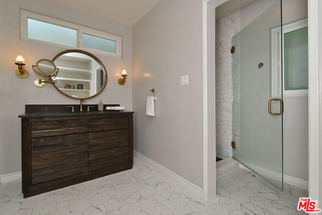 7014 Ramsgate Avenue Los Angeles, CA 90045 - Photo 26 of 41
