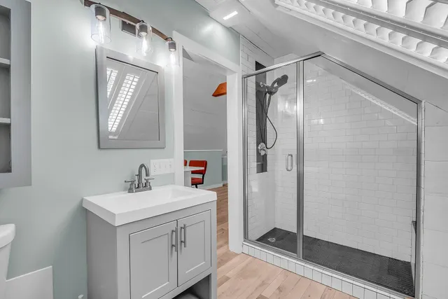 $1,650 | 10 Wallace Brook Road, Brookline, NH 03033