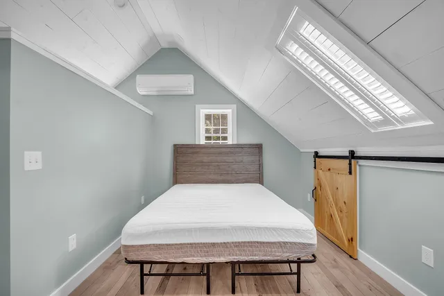 $1,650 | 10 Wallace Brook Road, Brookline, NH 03033