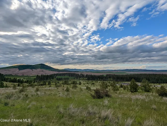 $179,000 | 2614 Desmet Road, Desmet, ID 83824