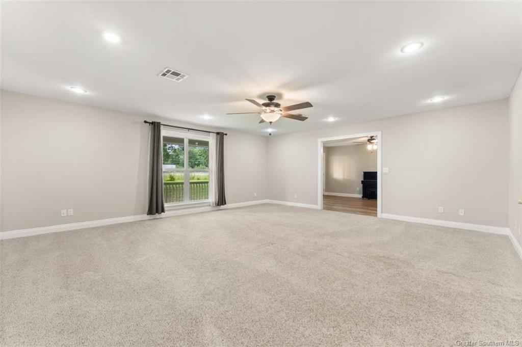 8274 Frontage Road Iowa, LA 70647 - Photo 13 of 35