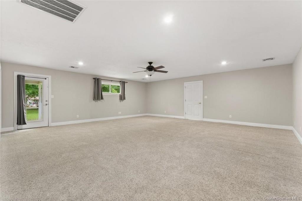 8274 Frontage Road Iowa, LA 70647 - Photo 15 of 35