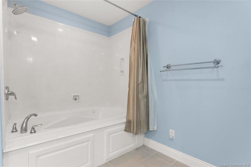 8274 Frontage Road Iowa, LA 70647 - Photo 17 of 35