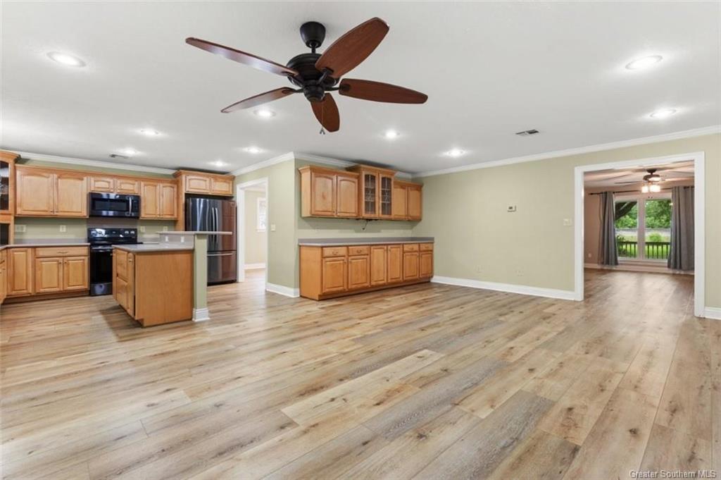 8274 Frontage Road Iowa, LA 70647 - Photo 4 of 35