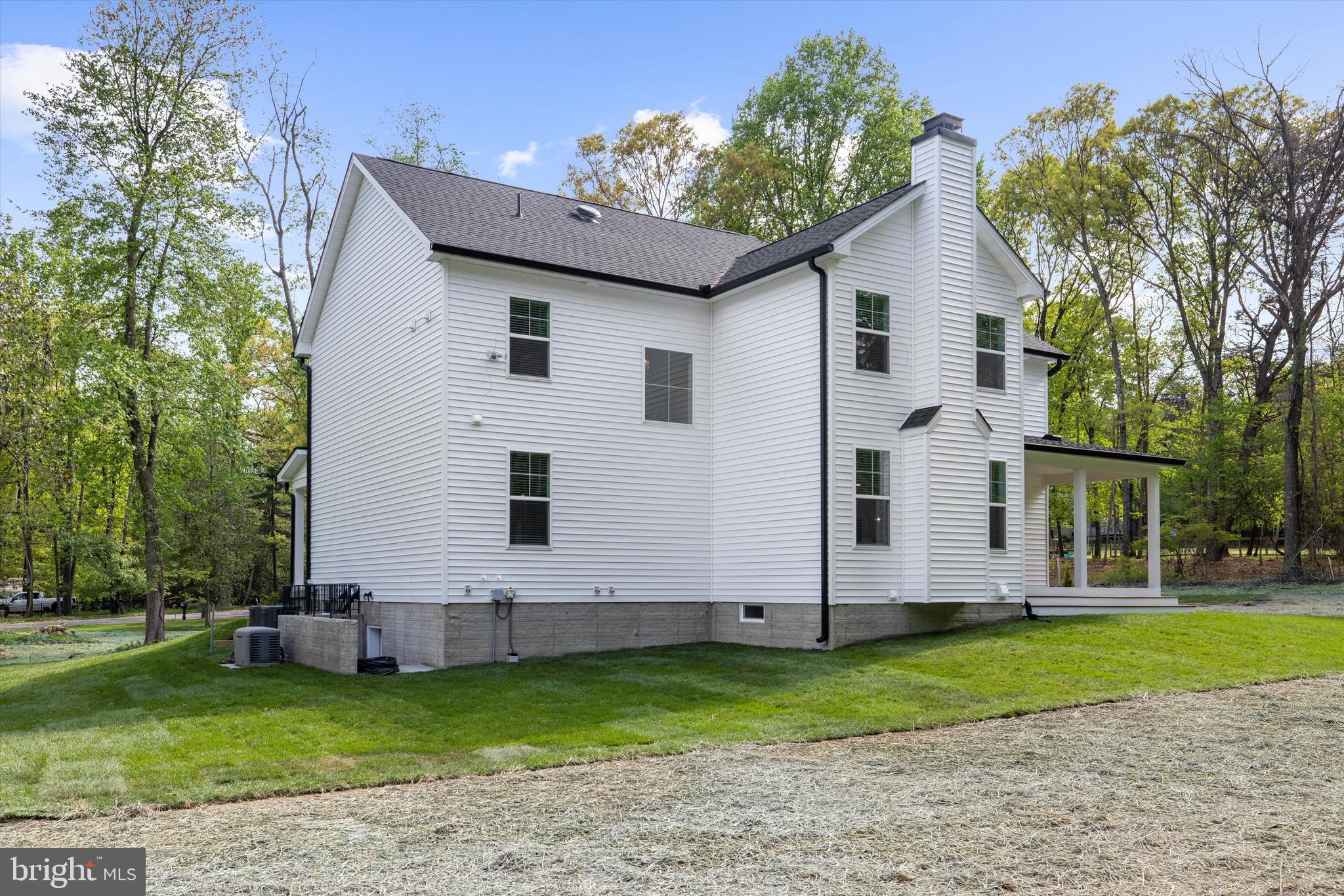 1807 Mountain Bay Road Pasadena, MD 21122 - Photo 10 of 75 a view of a house with backyard