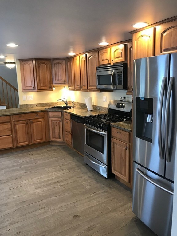 246 Providence Road Grafton, MA 01560 - Photo 7 of 29 Gallery Image 7