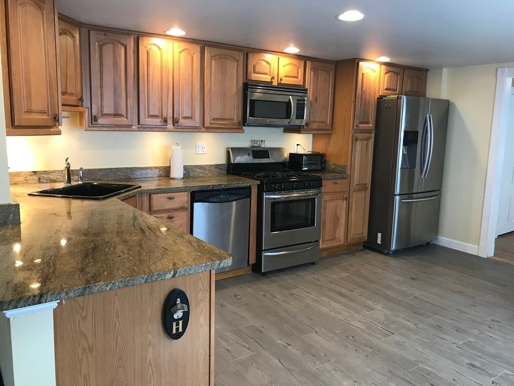 246 Providence Road Grafton, MA 01560 - Photo 8 of 29 Gallery Image 8