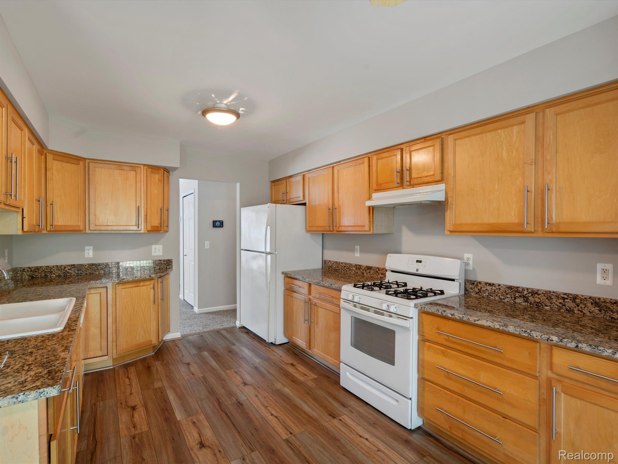 1676 West Ellsworth Road Ann Arbor, MI 48108 - Photo 9 of 20 Gallery Image 9