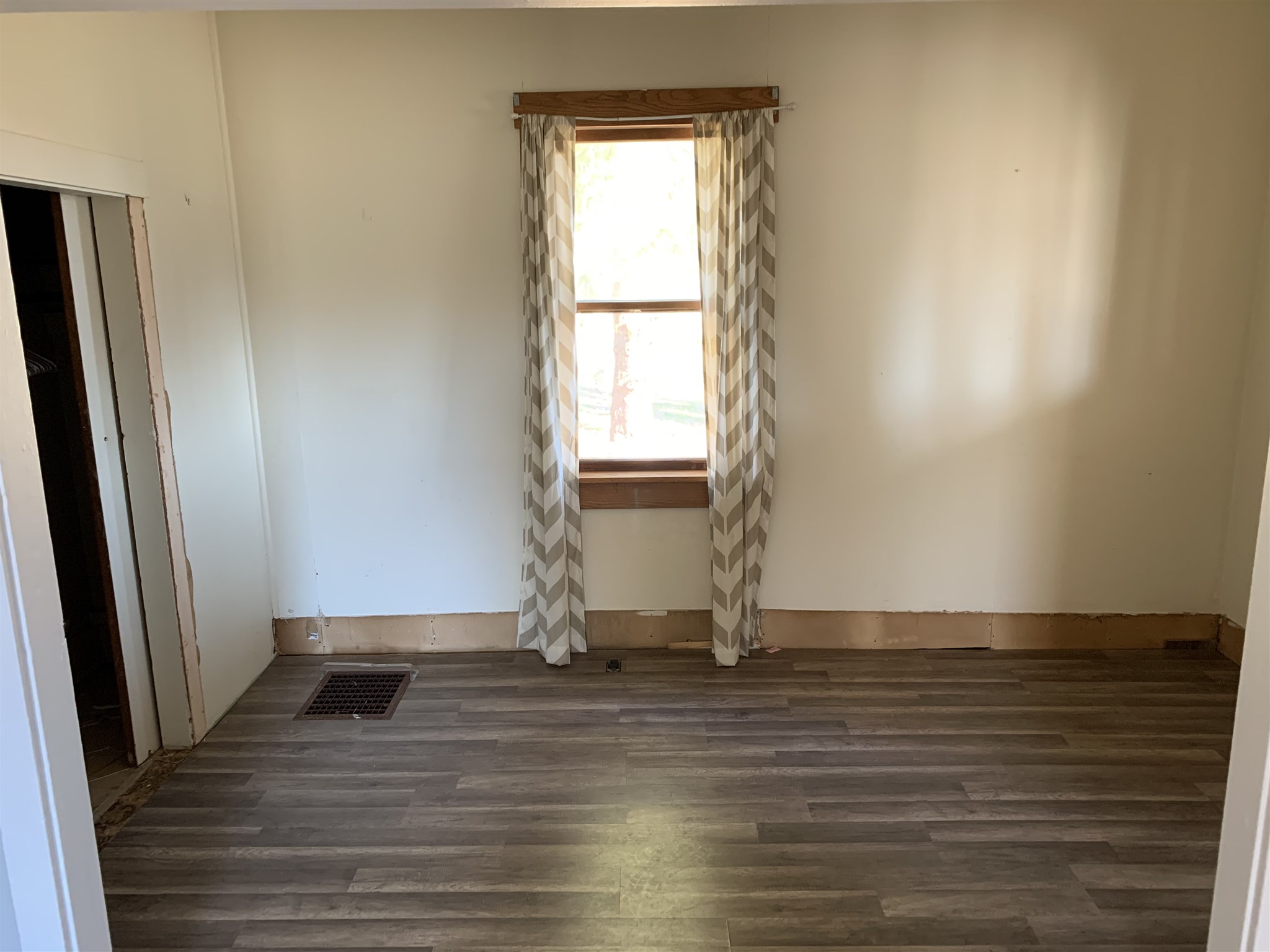 457 South Truman Road Jasper, IN 47546 - Photo 5 of 10 Gallery Image 5