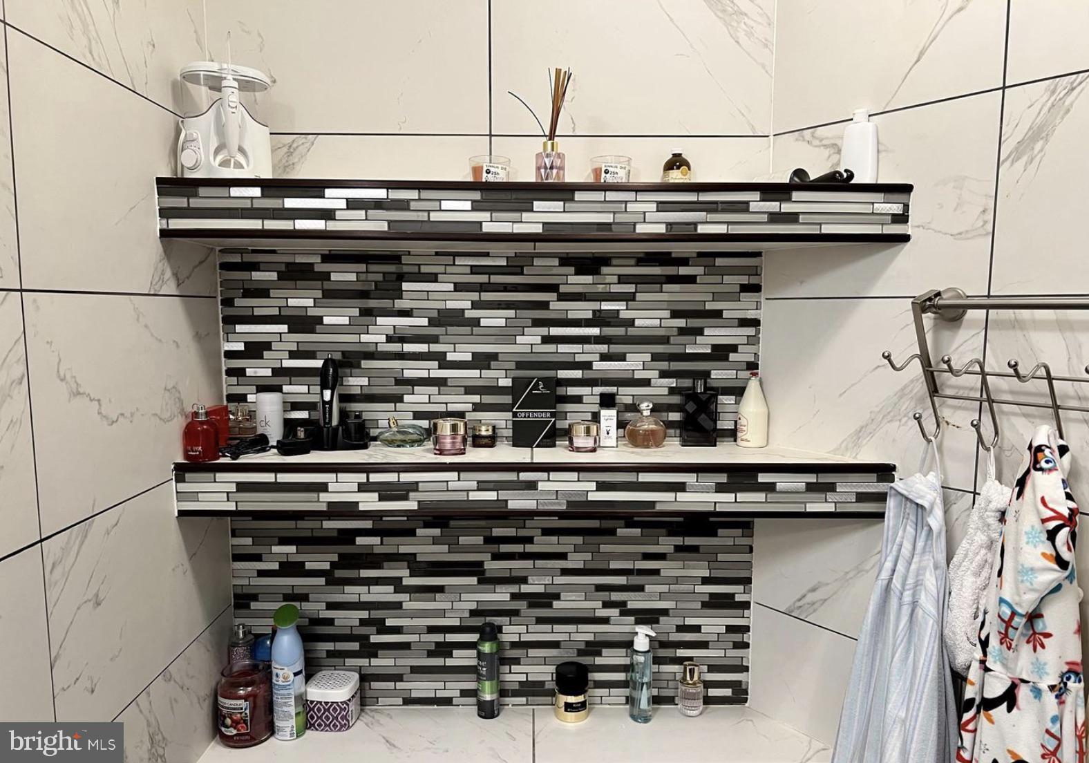 52 Sandpiper Drive Voorhees, NJ 08043 - Photo 18 of 26 a close view of a stove top oven