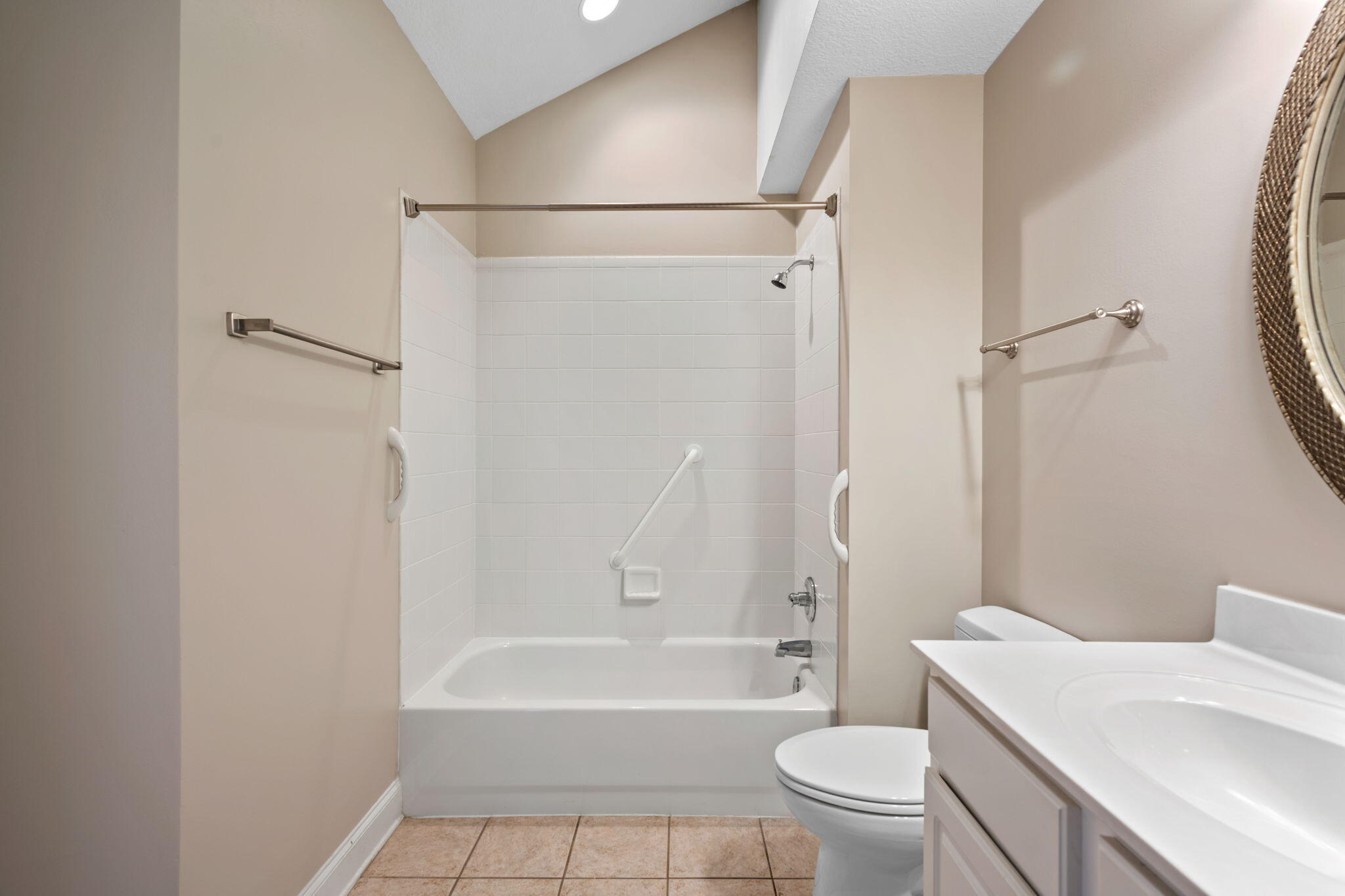 2541 Baskette Way Chattanooga, TN 37421 - Photo 10 of 24 26-web-or-mls-DSC_8093