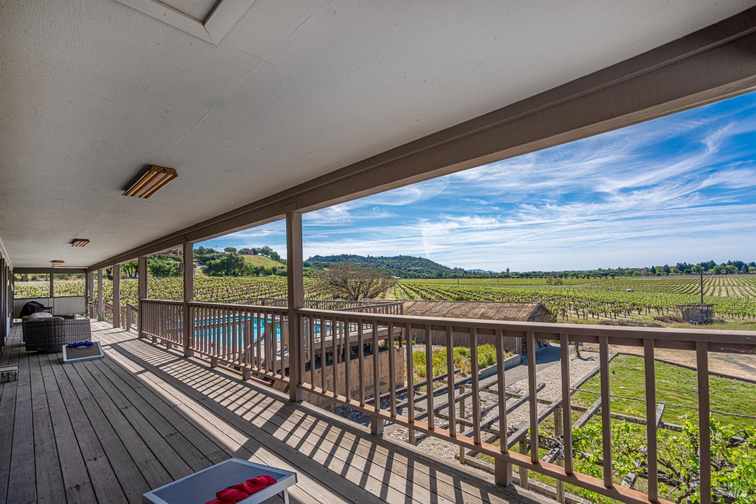 590 Pleasant Avenue Santa Rosa, CA 95403 - Photo 16 of 60