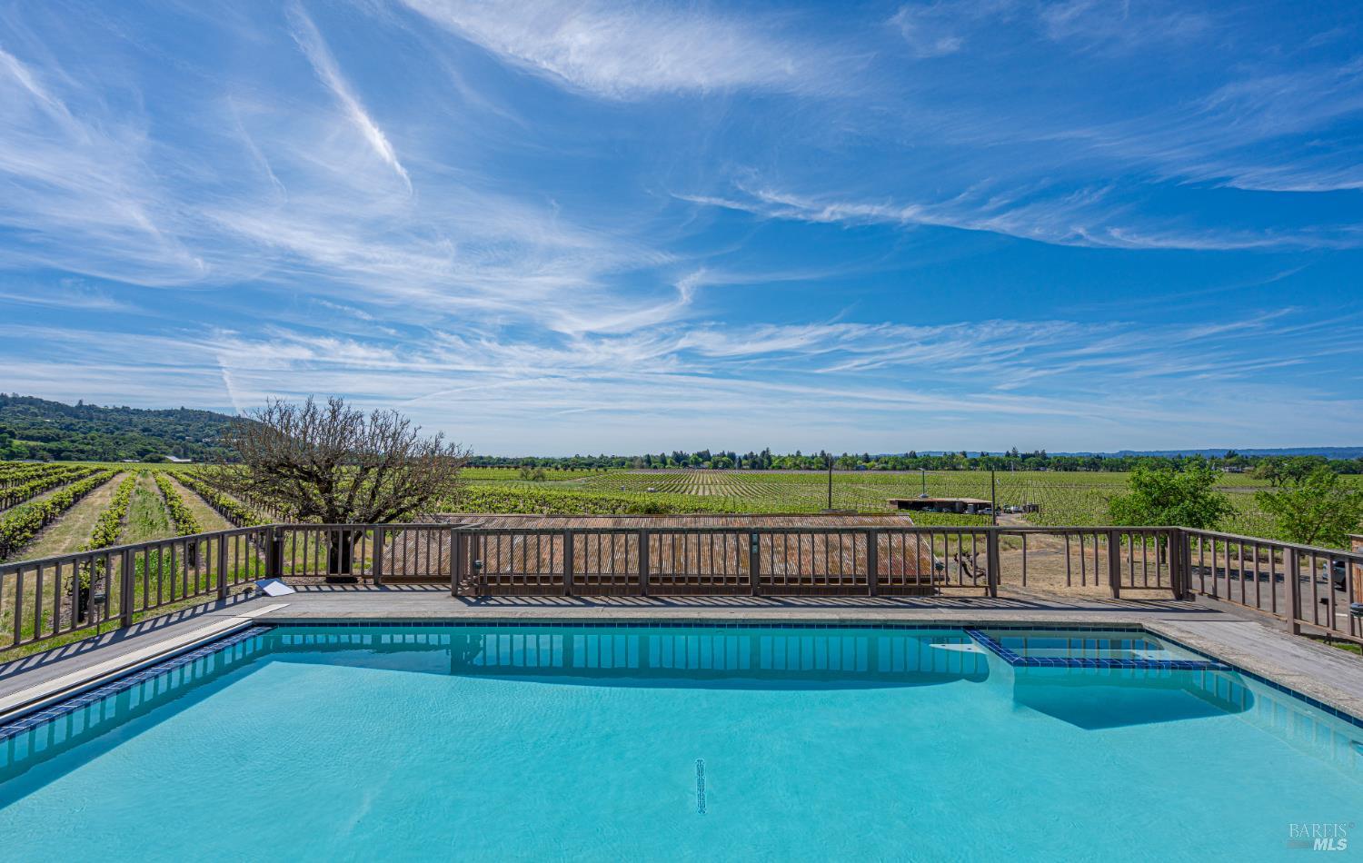 590 Pleasant Avenue Santa Rosa, CA 95403 - Photo 18 of 60