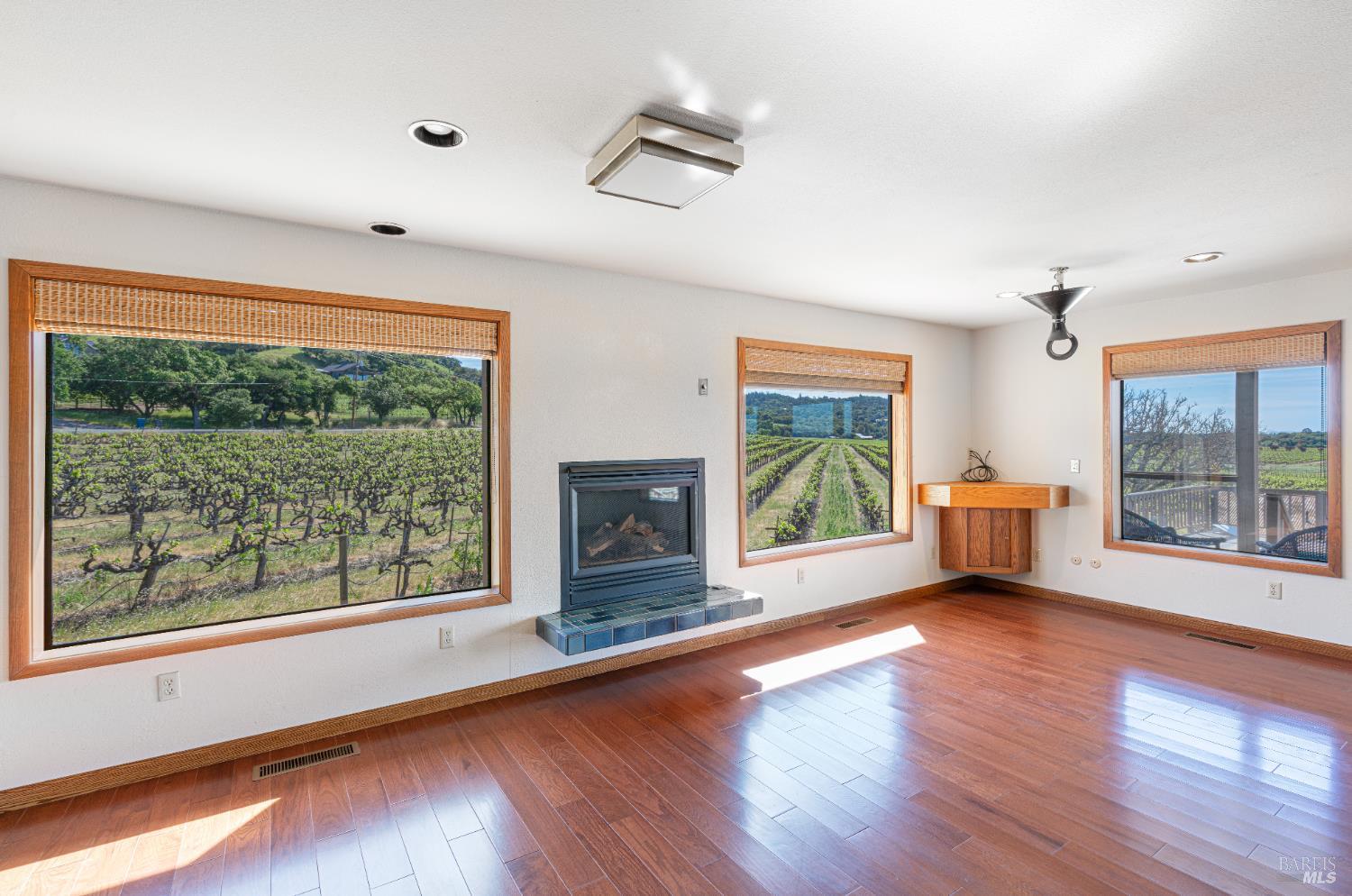 590 Pleasant Avenue Santa Rosa, CA 95403 - Photo 26 of 84