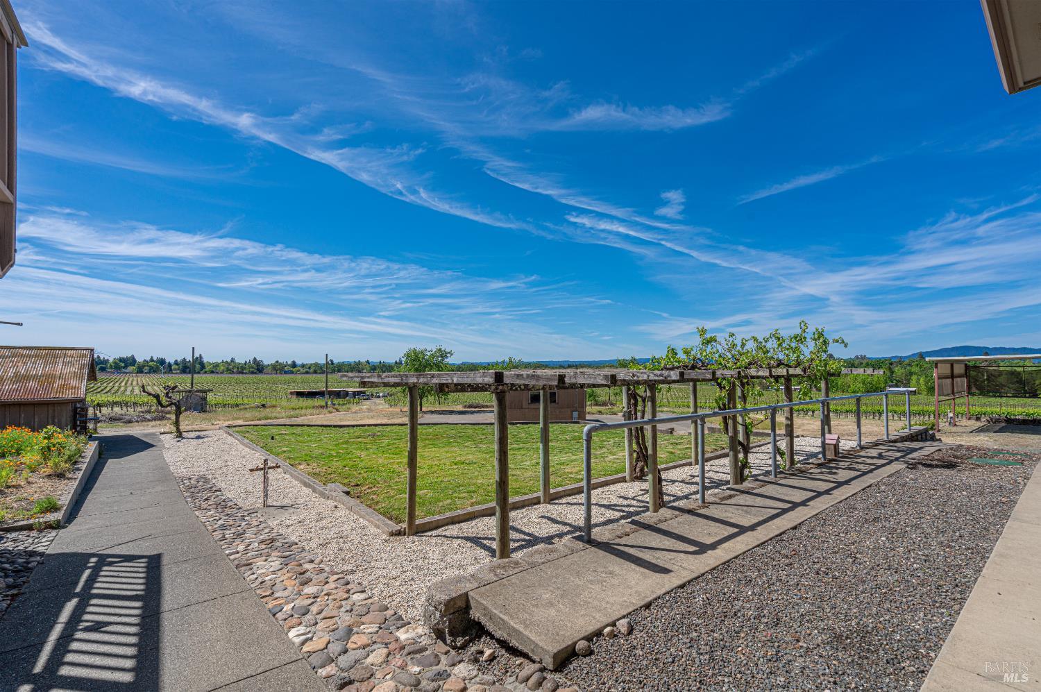 590 Pleasant Avenue Santa Rosa, CA 95403 - Photo 27 of 60