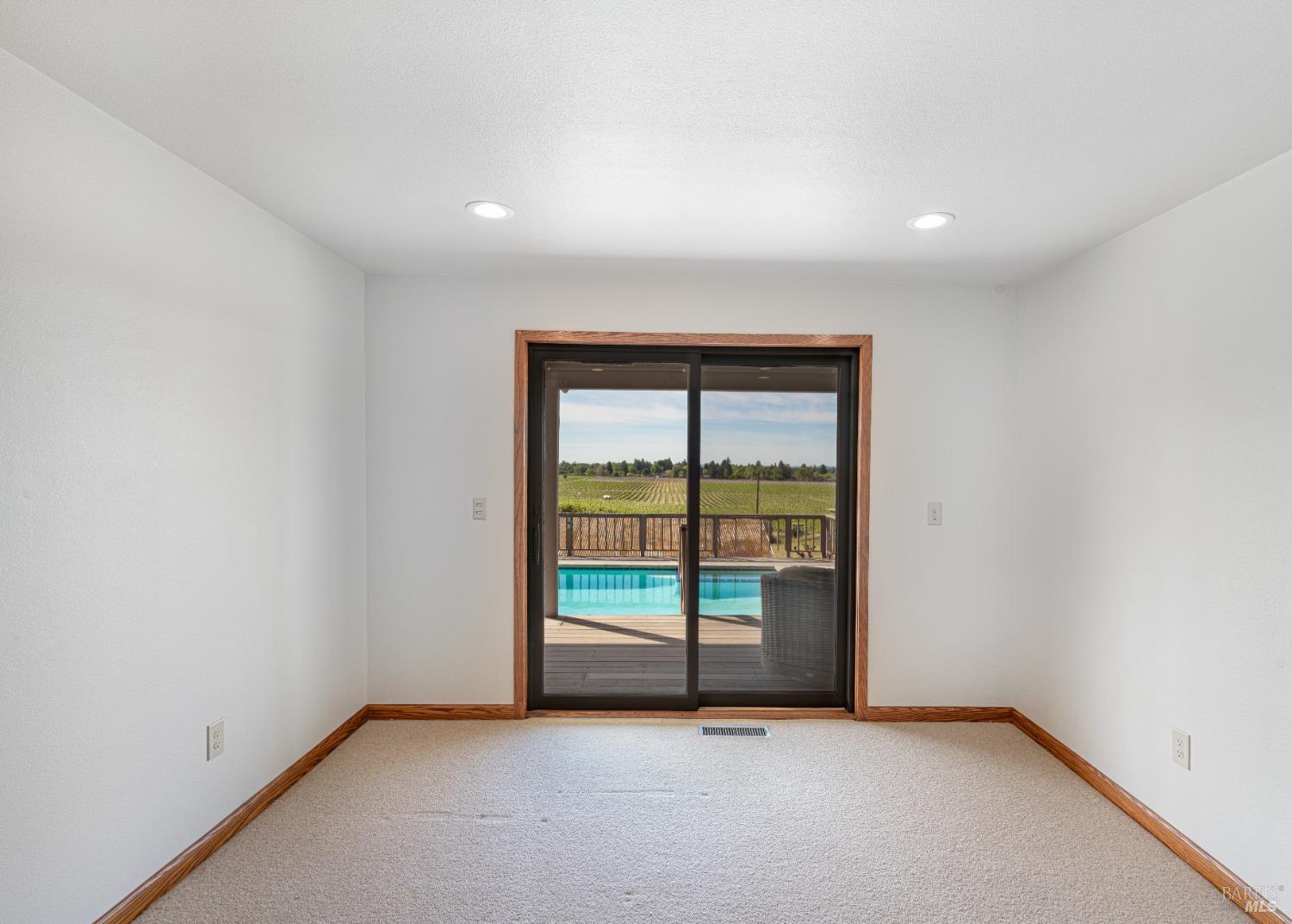 590 Pleasant Avenue Santa Rosa, CA 95403 - Photo 30 of 84