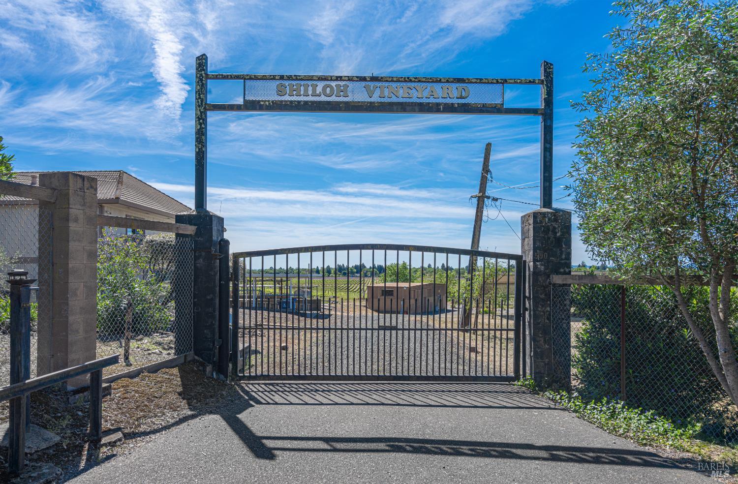 590 Pleasant Avenue Santa Rosa, CA 95403 - Photo 3 of 60