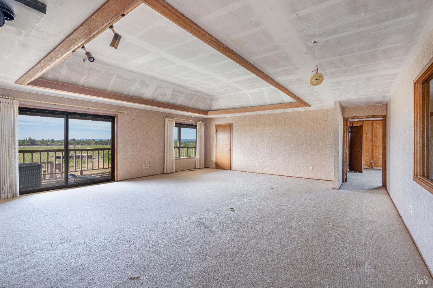 590 Pleasant Avenue Santa Rosa, CA 95403 - Photo 32 of 84 a view of an empty room with a balcony