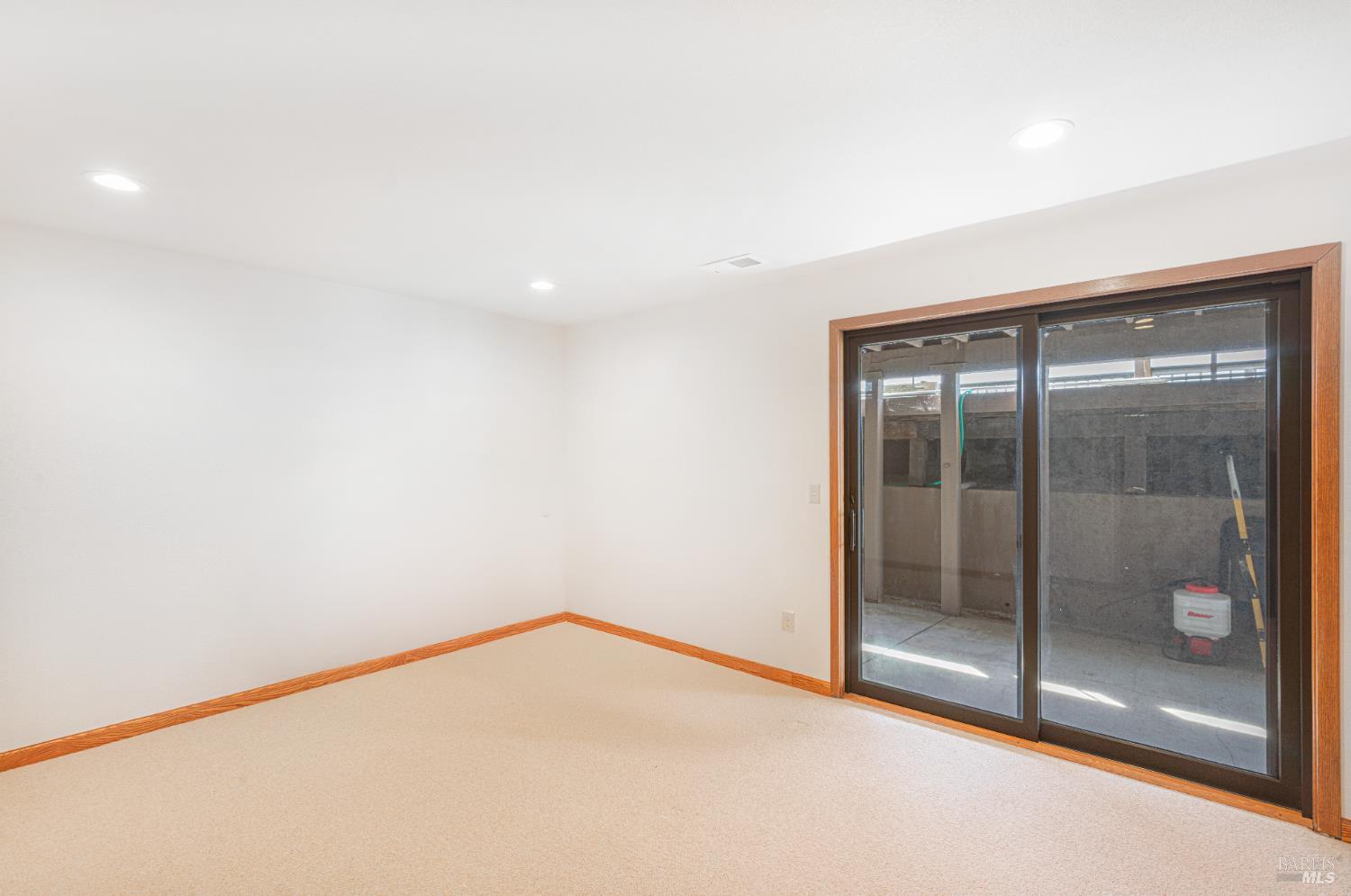590 Pleasant Avenue Santa Rosa, CA 95403 - Photo 41 of 84 a view of empty room with floor to ceiling window