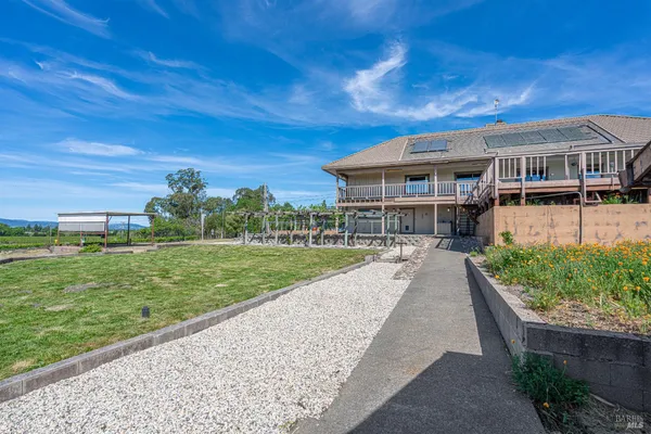 $1,590,000 | 590 Pleasant Avenue, Santa Rosa, CA 95403