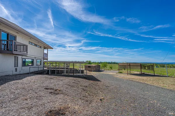 $1,590,000 | 590 Pleasant Avenue, Santa Rosa, CA 95403