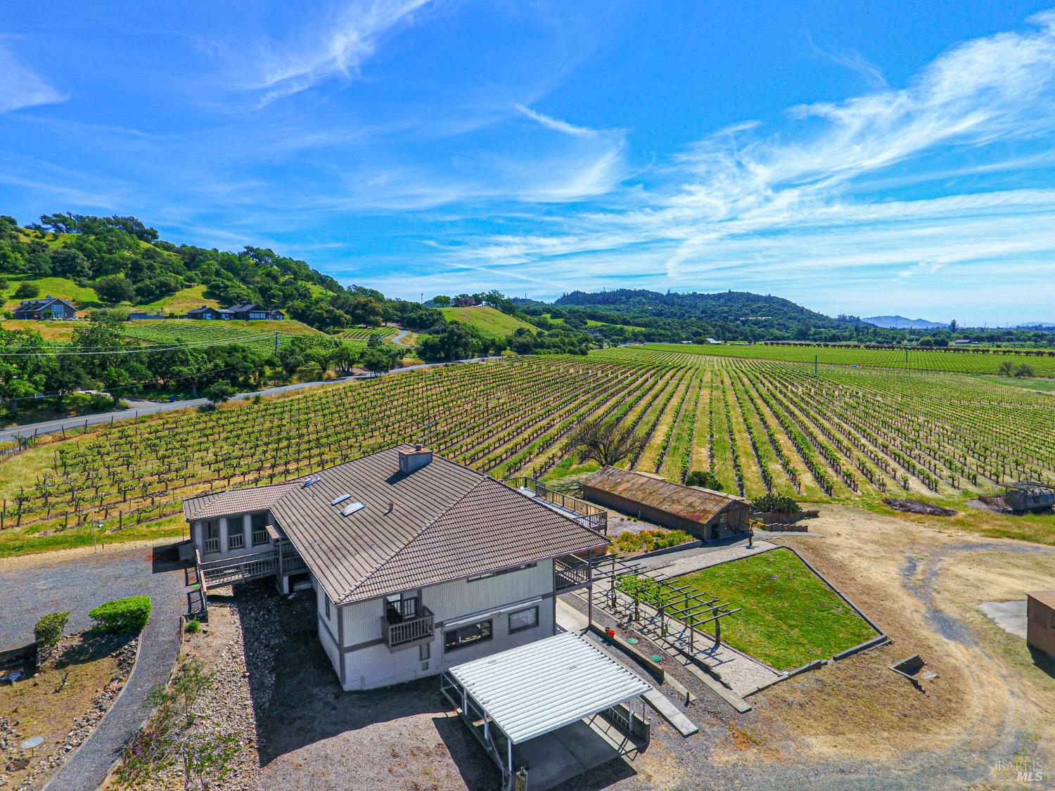 590 Pleasant Avenue Santa Rosa, CA 95403 - Photo 6 of 60