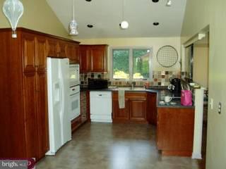 609 Foxfields Road Bryn Mawr, PA 19010 - Photo 5 of 6 Gallery Image 5