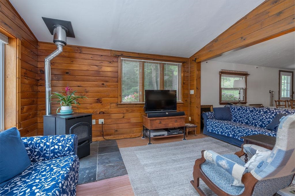 33 Rustic Shores Road Alton, NH 03809 - Photo 14 of 30