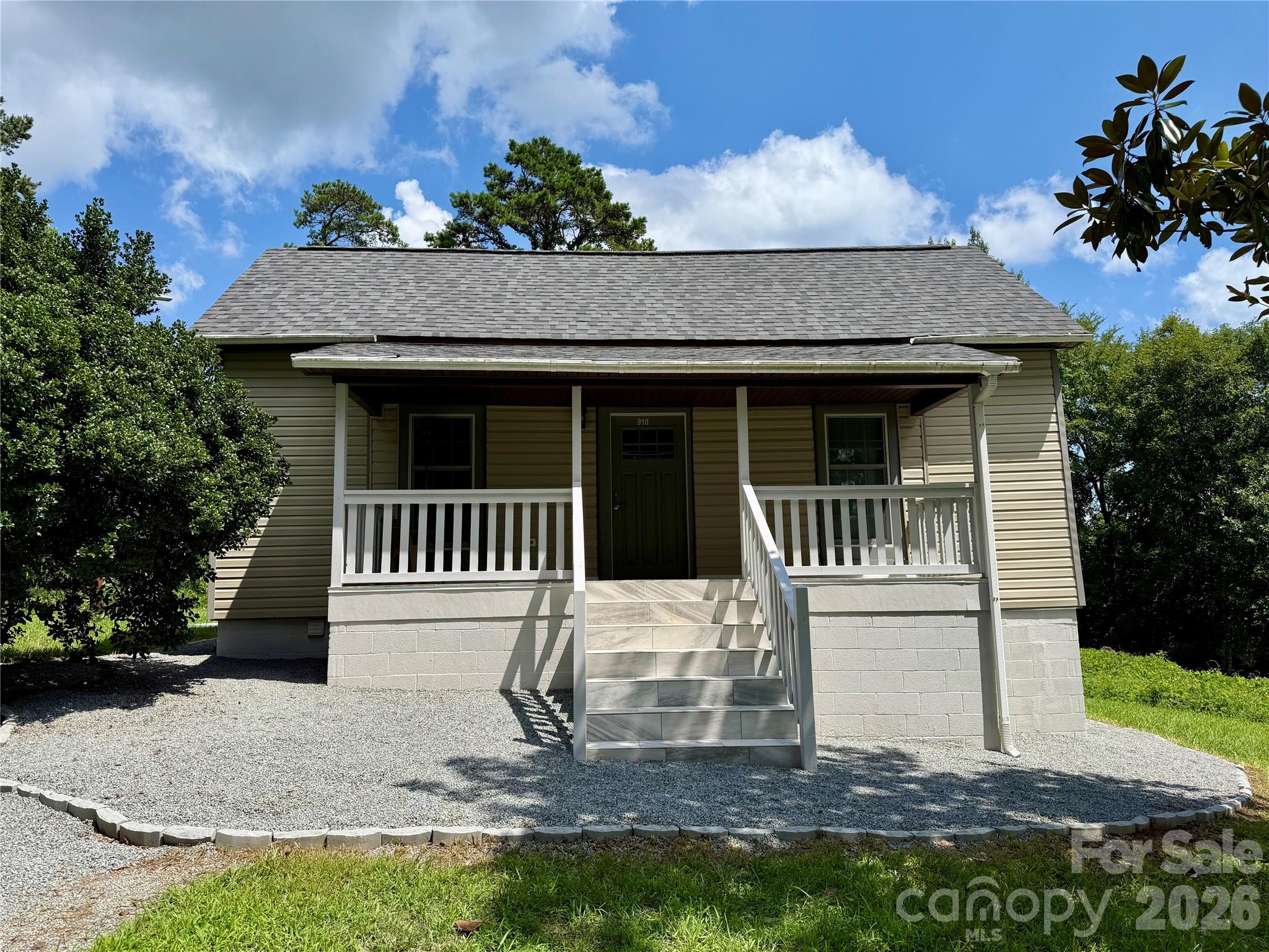 910 Hopewell Church Road Catawba, NC 28609 - Photo 1 of 15 Gallery Image 1