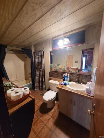 $125,000 | 9609 White Street, Clarks Hill, IN 47930