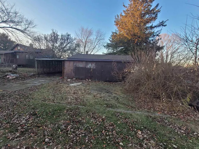 $125,000 | 9609 White Street, Clarks Hill, IN 47930