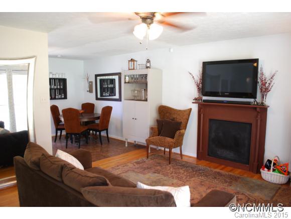 23 Hillview Road Asheville, NC 28805 - Photo 2 of 18 Gallery Image 2