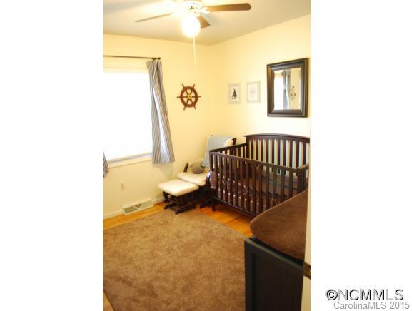 23 Hillview Road Asheville, NC 28805 - Photo 14 of 18 Gallery Image 14