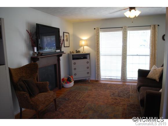 23 Hillview Road Asheville, NC 28805 - Photo 4 of 18 Gallery Image 4