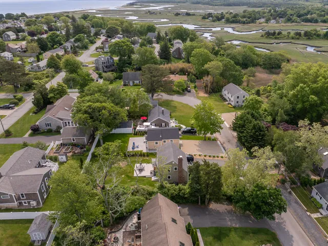 $950,000 | 33 Dexter Avenue, Sandwich, MA 02563