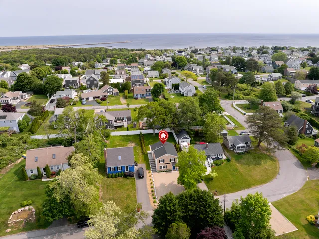 $950,000 | 33 Dexter Avenue, Sandwich, MA 02563
