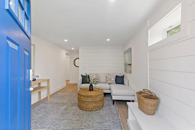 $950,000 | 33 Dexter Avenue, Sandwich, MA 02563