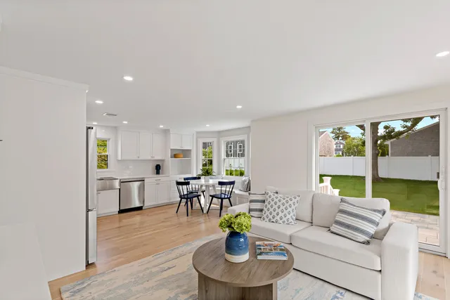 $950,000 | 33 Dexter Avenue, Sandwich, MA 02563