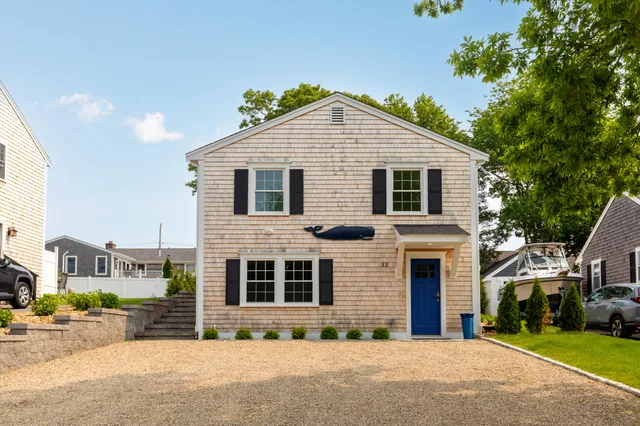 $950,000 | 33 Dexter Avenue, Sandwich, MA 02563