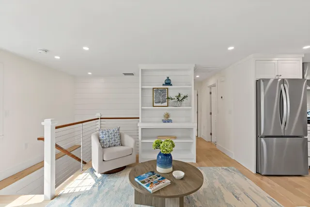 $950,000 | 33 Dexter Avenue, Sandwich, MA 02563