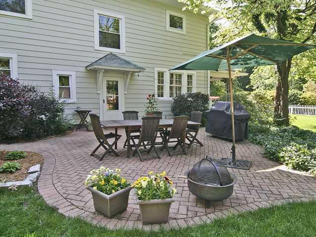 146 Berkley Road Indianapolis, IN 46208 - Photo 17 of 19 Gallery Image 17