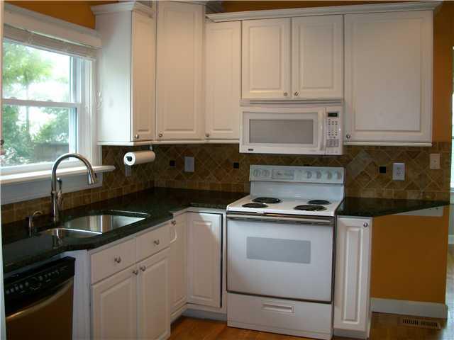 146 Berkley Road Indianapolis, IN 46208 - Photo 7 of 19 Gallery Image 7
