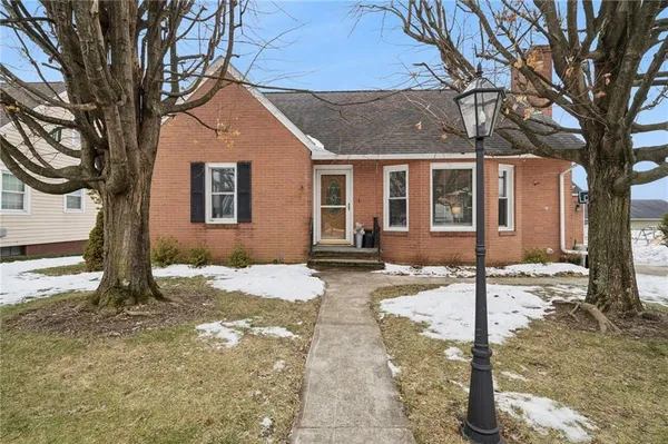 $239,900 | 2527 Raymond Avenue, Latrobe, PA 15650