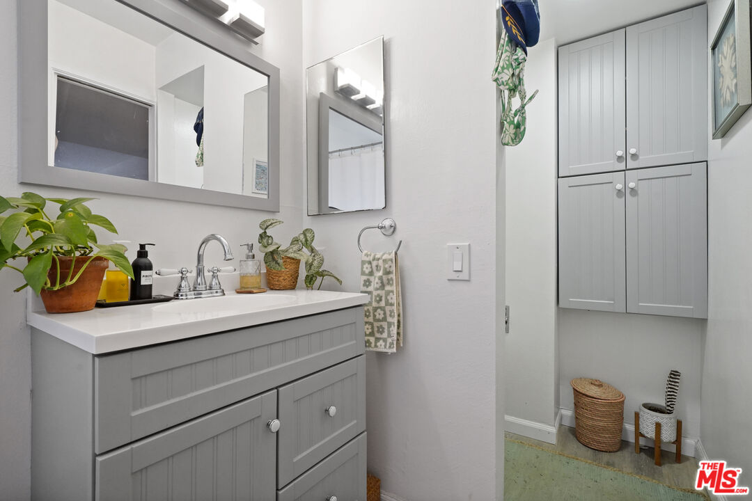 6472 Cavalleri Road, Unit B Malibu, CA 90265 - Photo 13 of 25