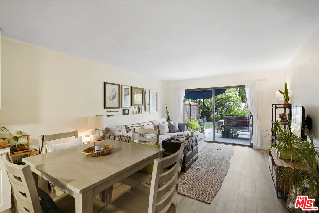 6472 Cavalleri Road, Unit B Malibu, CA 90265 - Photo 5 of 25