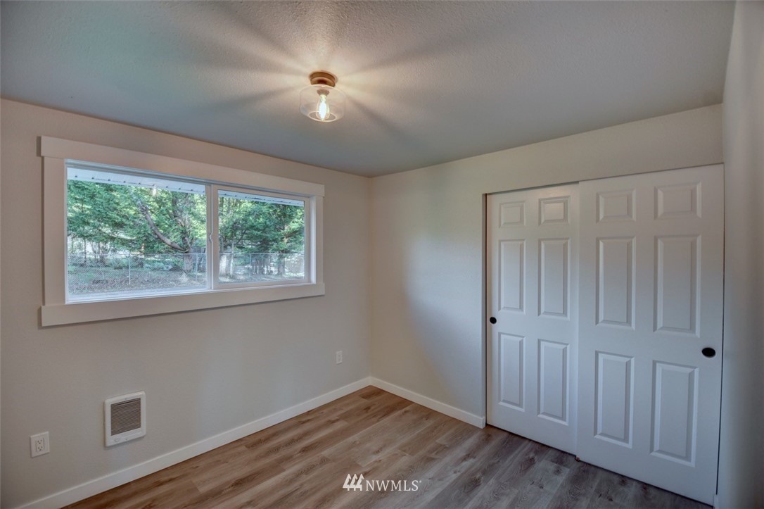 6410 Zangle Road Northeast Olympia, WA 98506 - Photo 14 of 21 Gallery Image 14