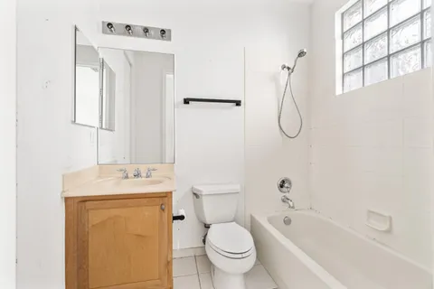 $689,900 | 8688 Woodgrove Harbor Lane, Boynton Beach, FL 33473